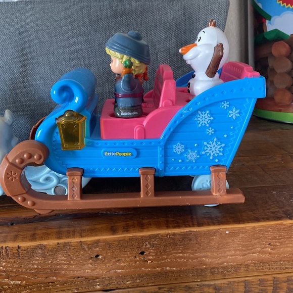 Frozen sleigh - Picture 2 of 2